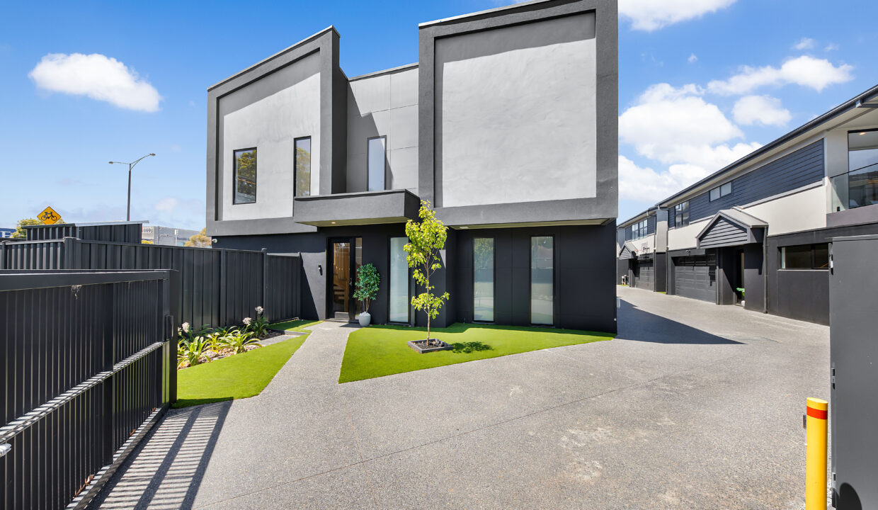 15. Facade (Unit 1)