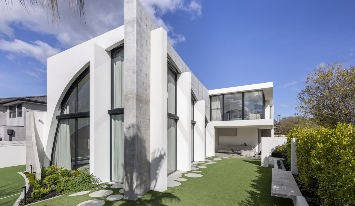 17. Courtyard