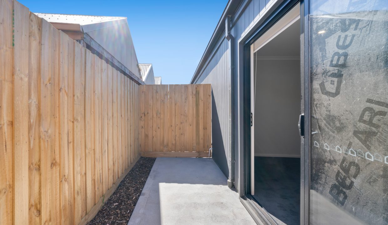 25 Argyle Cres Werribee-20