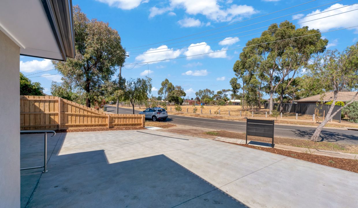 25 Argyle Cres Werribee-45