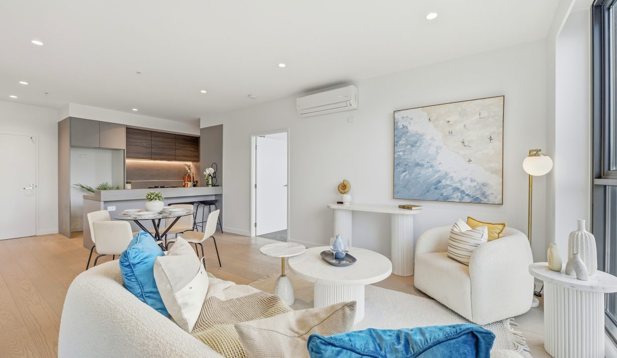 08-305_72 Albert St8