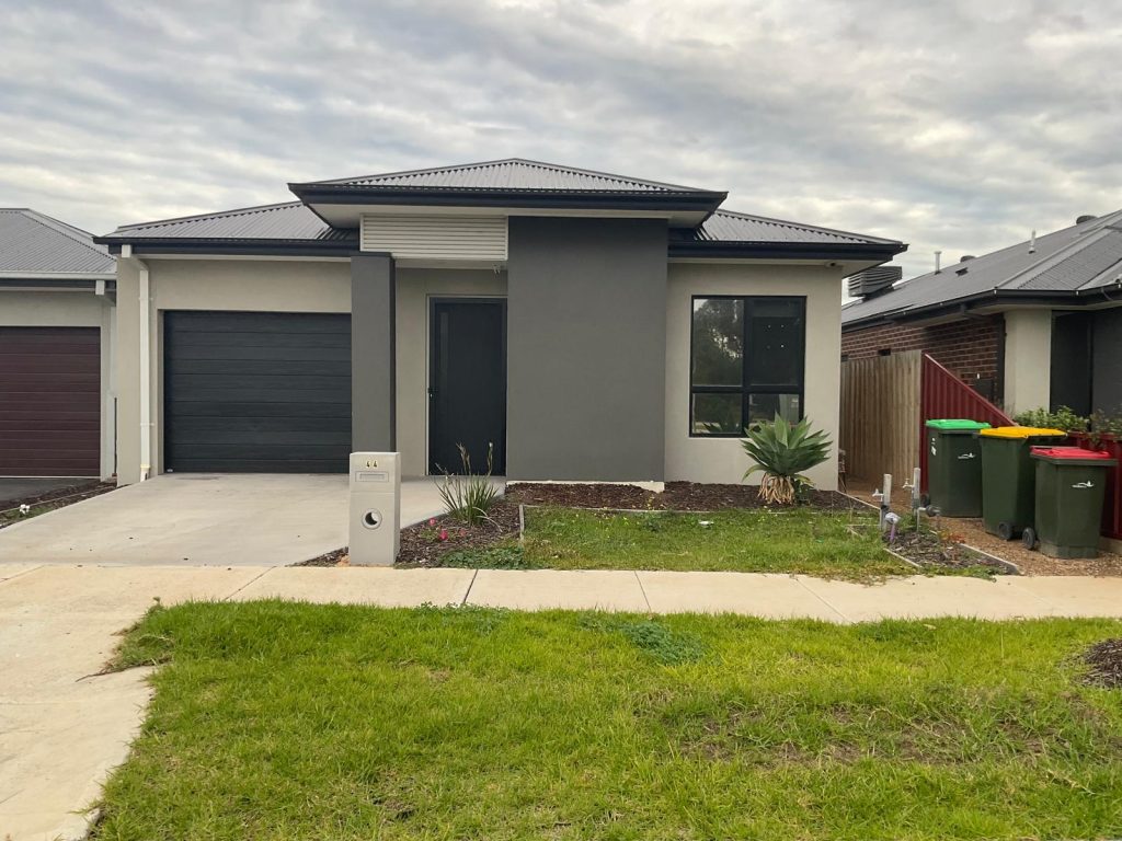 Wyndham Vale | Robust IL