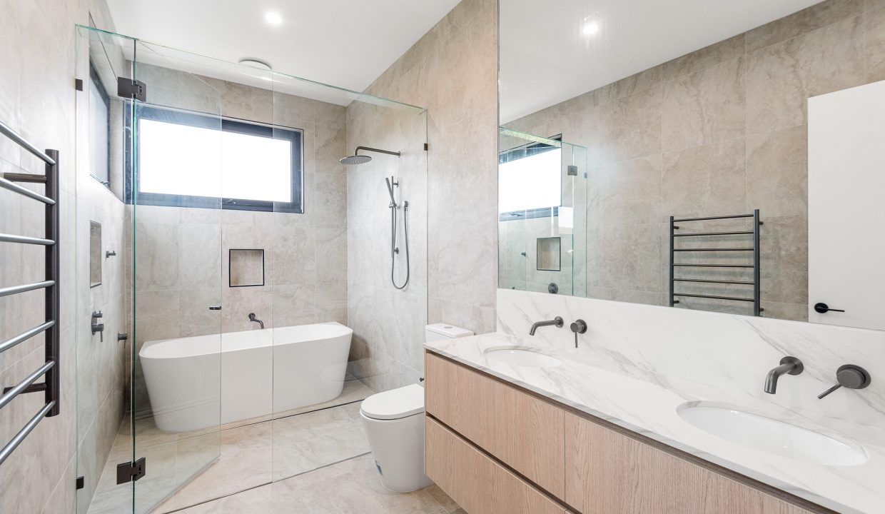 51 Draper ST -08